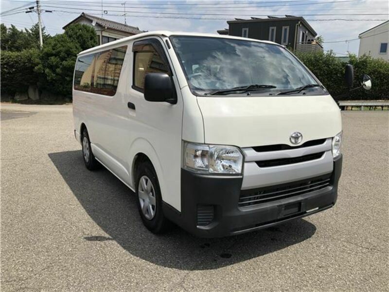 HIACE VAN-6