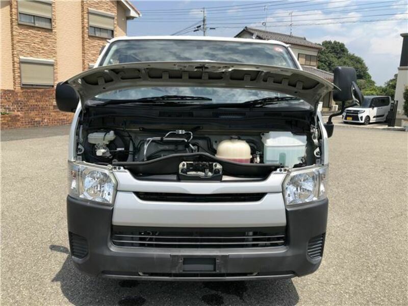 HIACE VAN-32