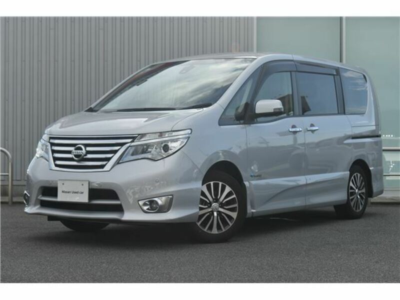 NISSAN　SERENA