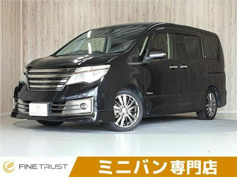 NISSAN　SERENA