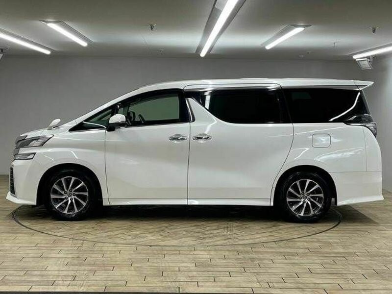 VELLFIRE-14