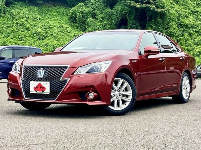 TOYOTA　CROWN