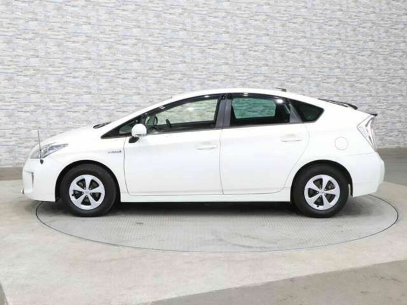 PRIUS-6