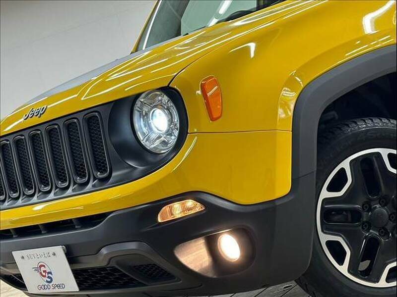 JEEP RENEGADE-9