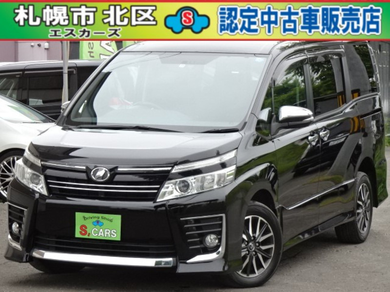 TOYOTA　VOXY