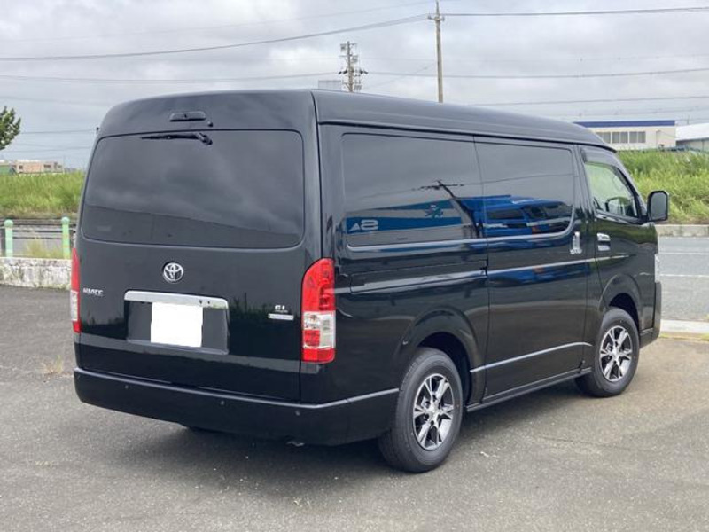 HIACE-6