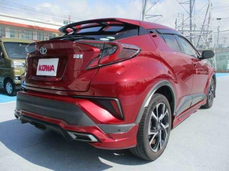 C-HR-10