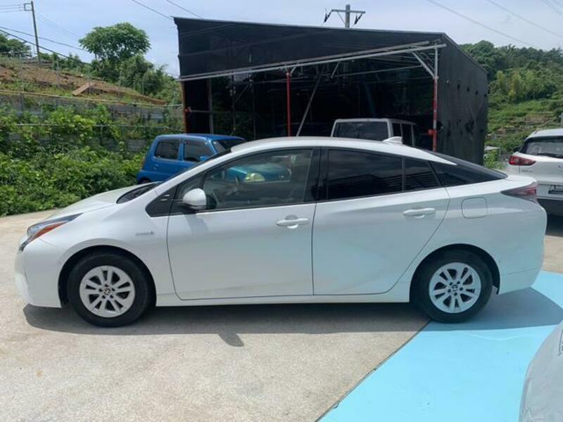 PRIUS-7