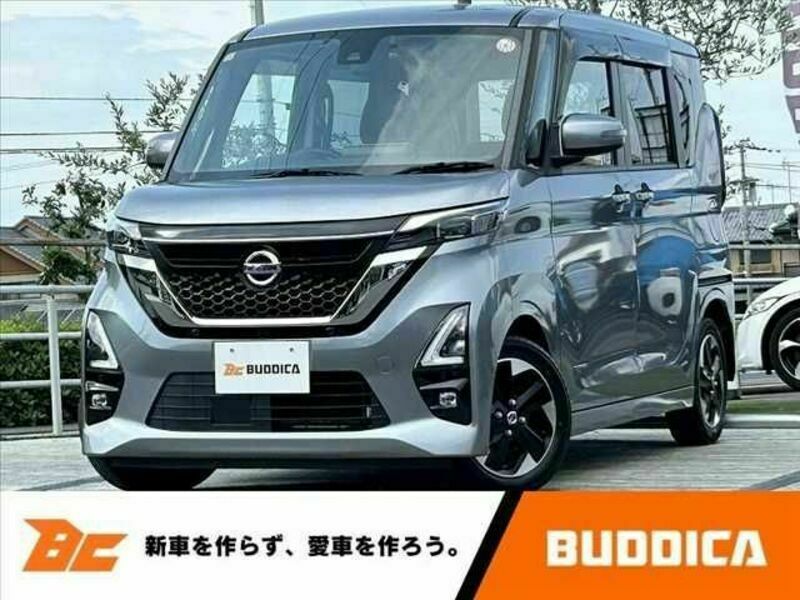 NISSAN　ROOX