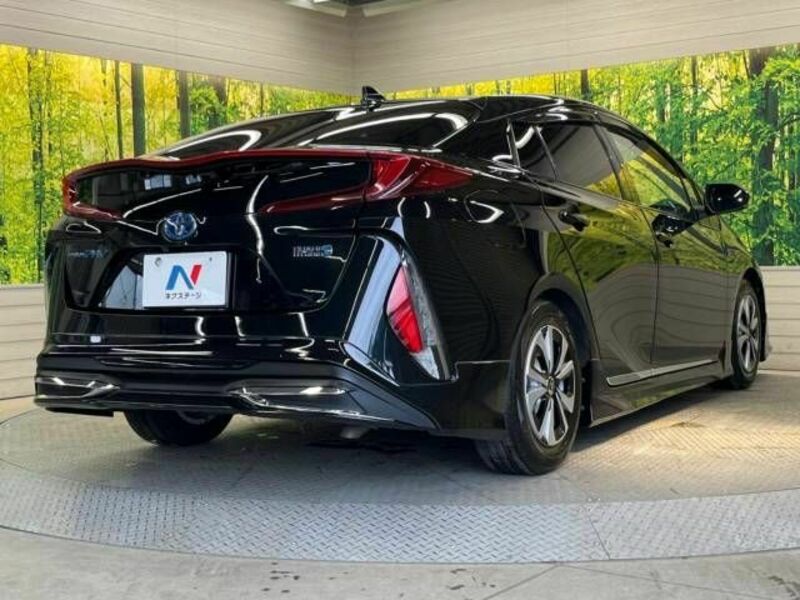 PRIUS PHV-17