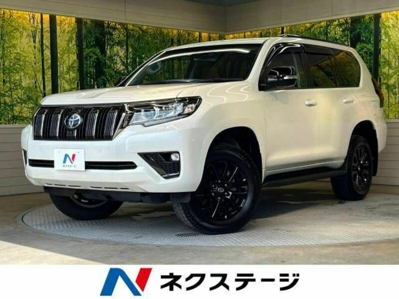 TOYOTA　LAND CRUISER PRADO