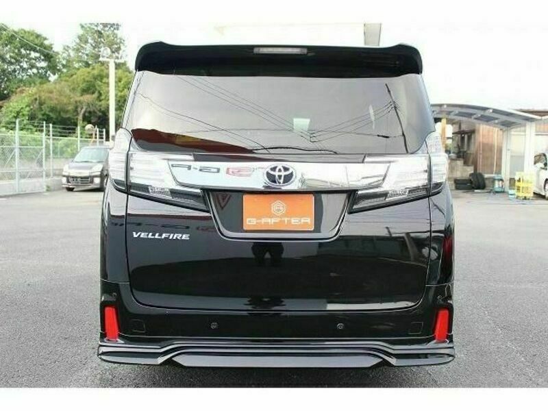 VELLFIRE-8