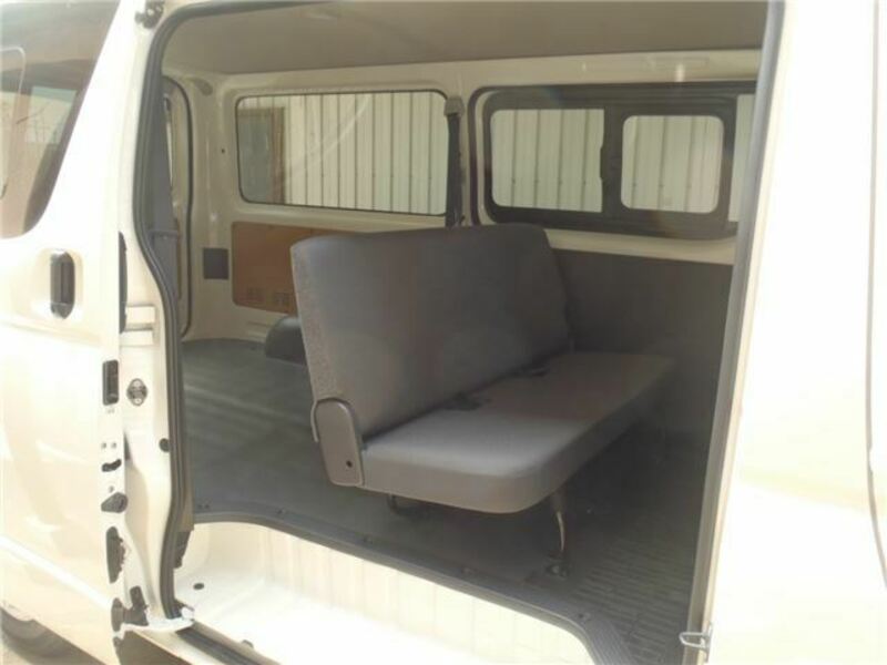 HIACE VAN-26