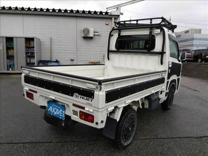 HIJET TRUCK-1