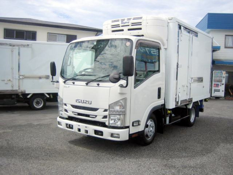 ISUZU　ELF