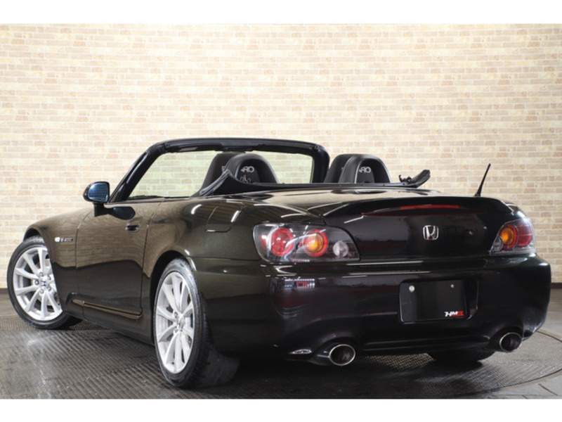 S2000-8