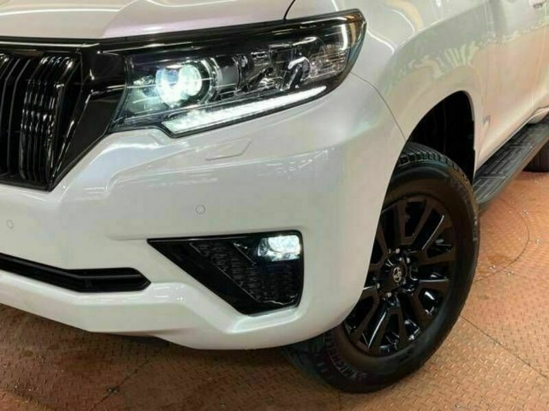 LAND CRUISER PRADO-15