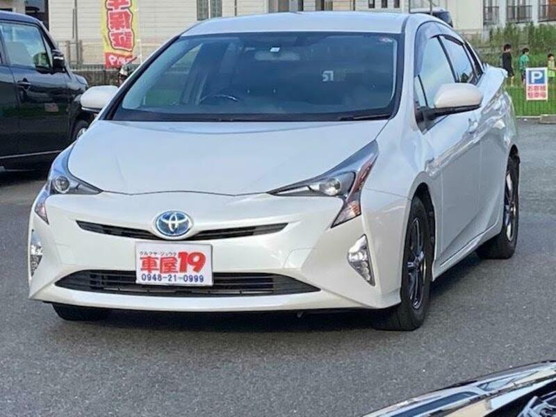 PRIUS-17