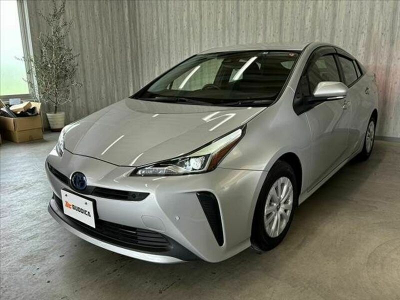 PRIUS-9