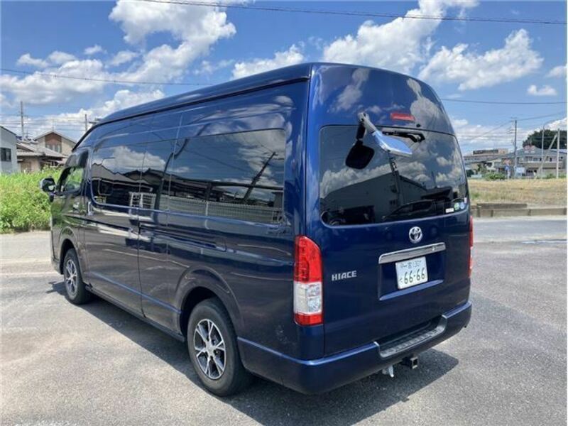 HIACE VAN-4