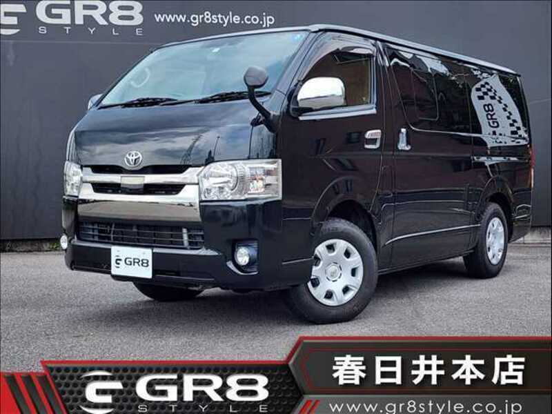 TOYOTA　HIACE VAN