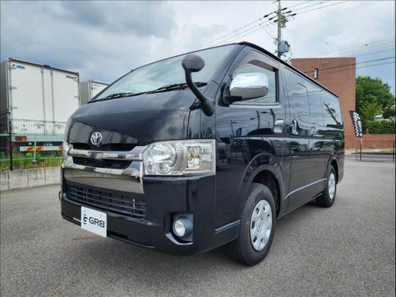 HIACE VAN-11