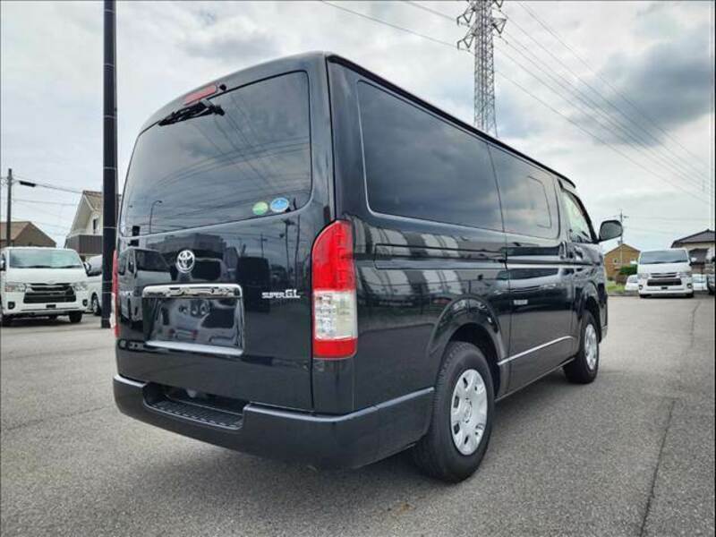 HIACE VAN-14