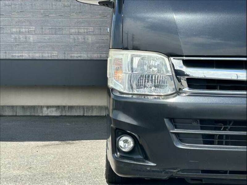 HIACE VAN-9