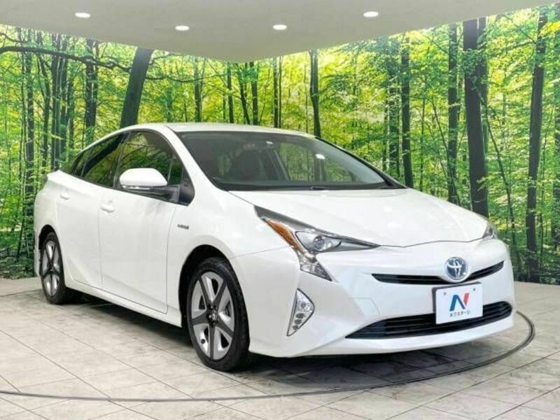 PRIUS-16