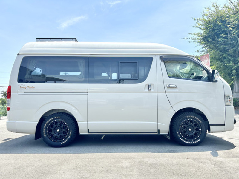 HIACE-12