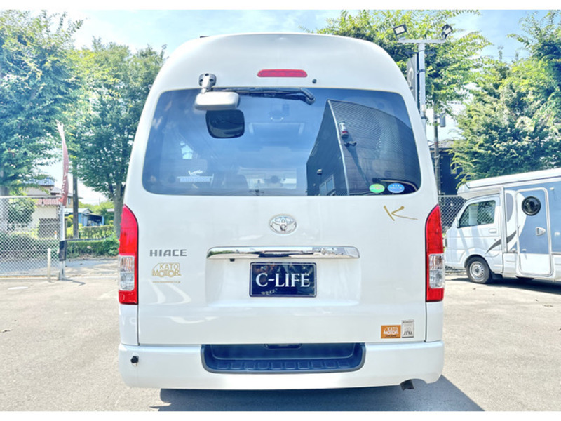 HIACE-10