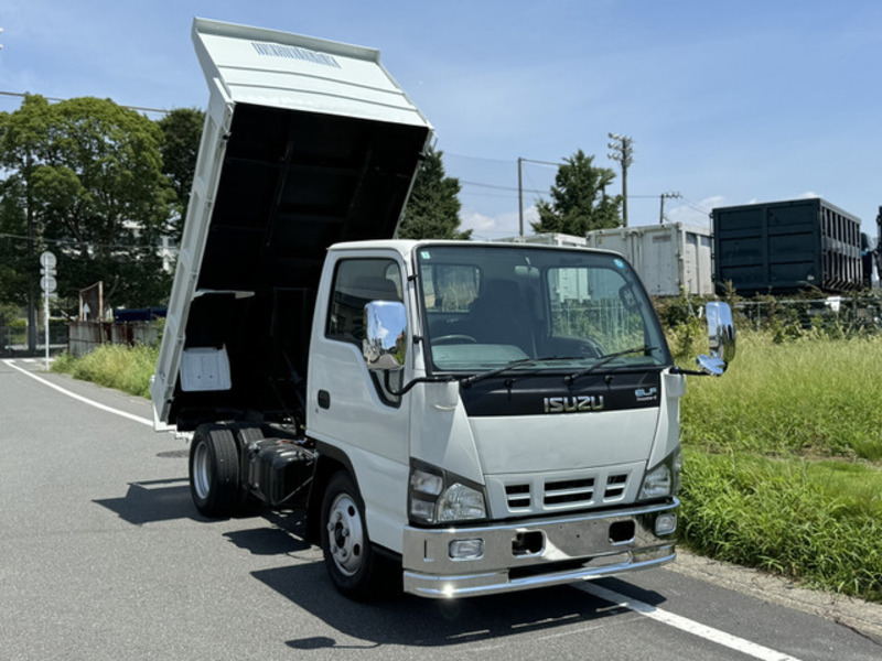 ISUZU　ELF