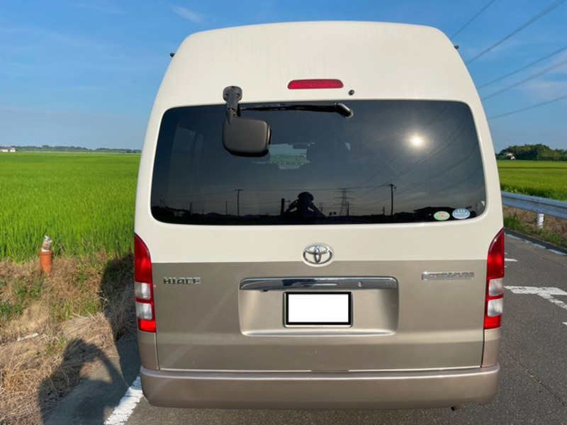 HIACE-7