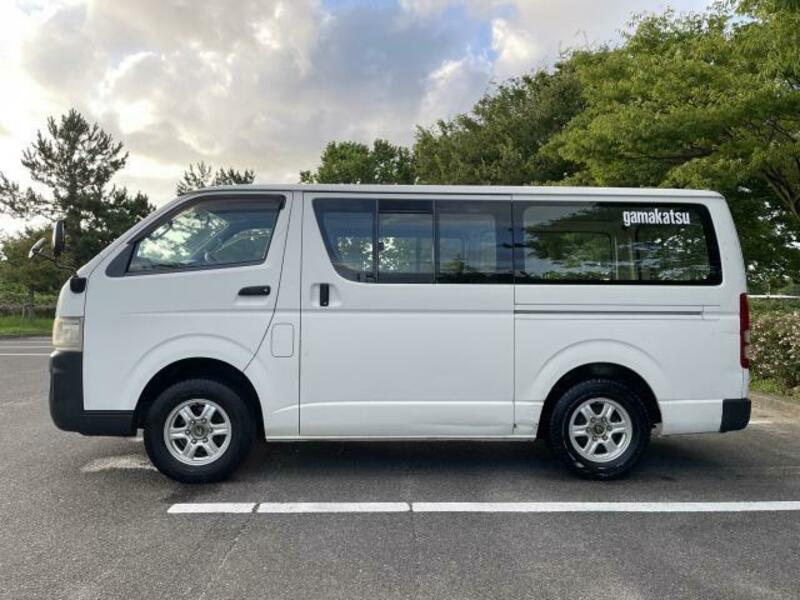 HIACE VAN-7