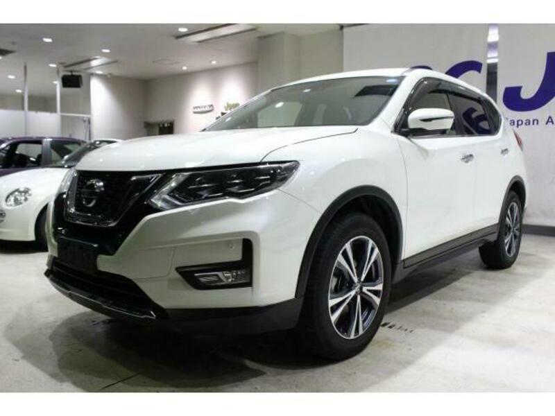 NISSAN　X-TRAIL