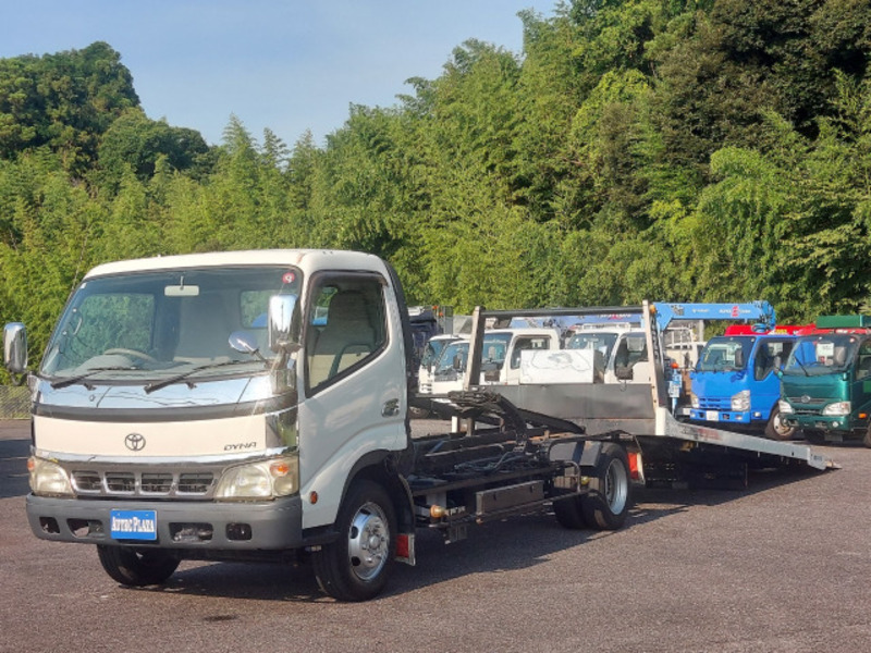 TOYOTA　DYNA