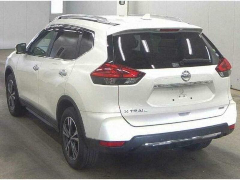 X-TRAIL-1