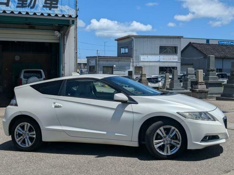 CR-Z-3