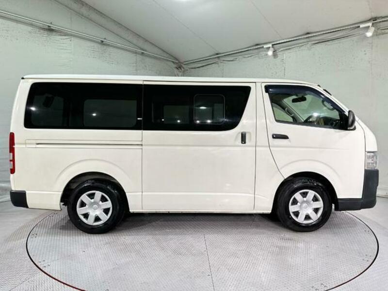 HIACE VAN-13