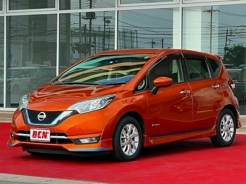 NISSAN　NOTE