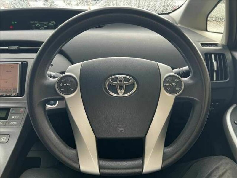 PRIUS-14