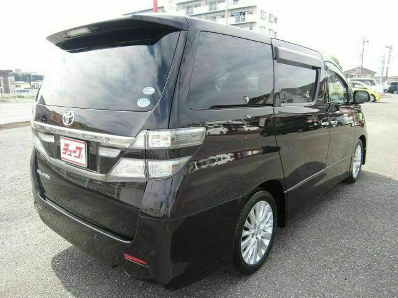 VELLFIRE-2