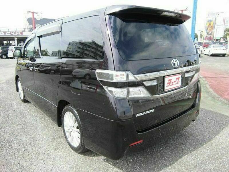 VELLFIRE-8