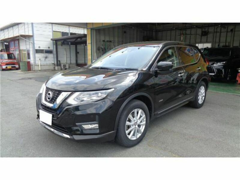 NISSAN　X-TRAIL