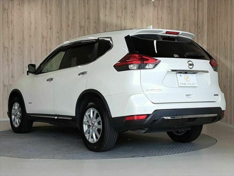 X-TRAIL-20