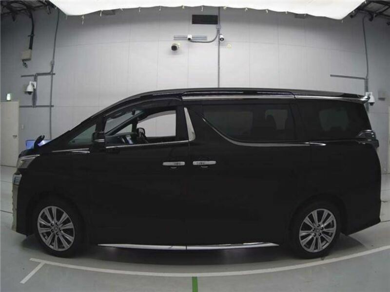 VELLFIRE-3