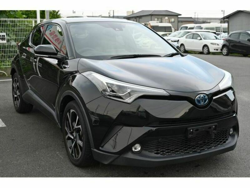 TOYOTA　C-HR