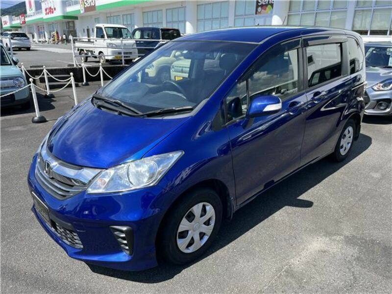 HONDA　FREED