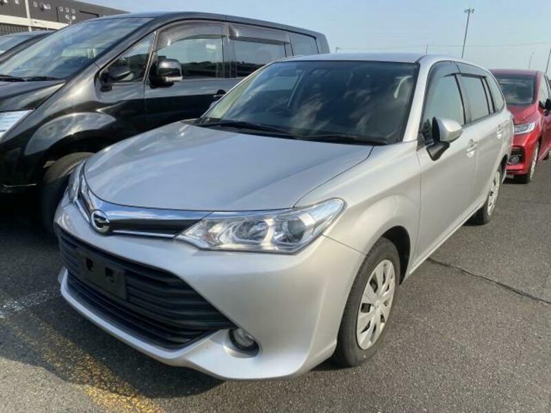 Toyota fielder 2016