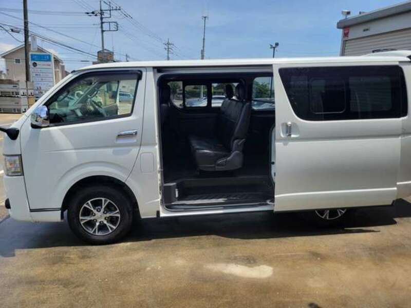 HIACE VAN-4